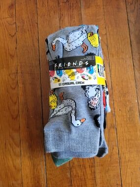 FRIENDS Gray Crew Socks with Swan and Yellow Duck Accents
